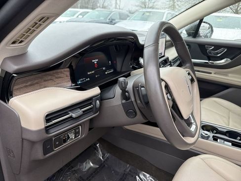 Used 2020 Lincoln Corsair Reserve w/ Equipment Group 201A image 20