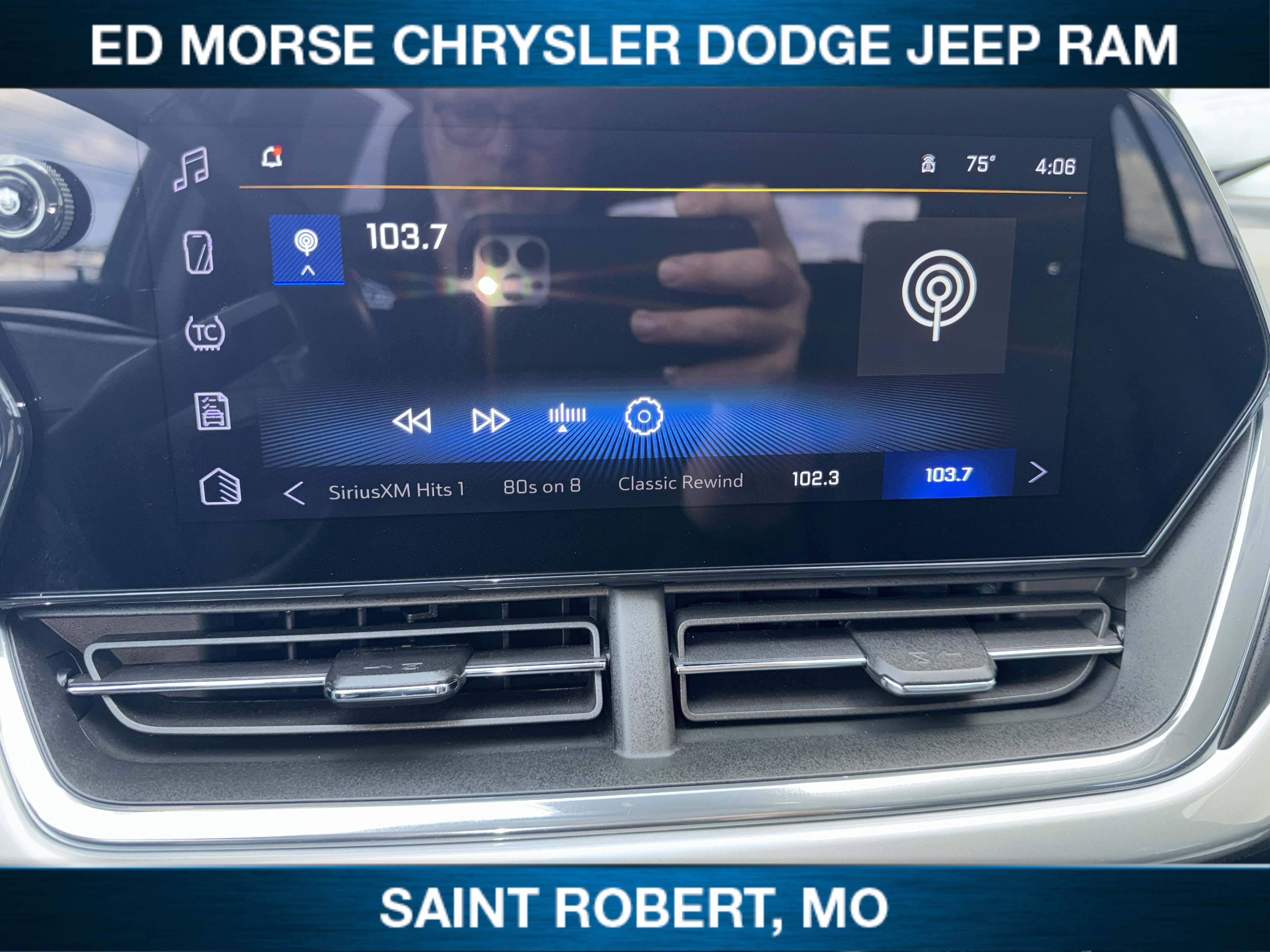 Used 2025 Chevrolet Trax LT w/ Driver Confidence Package FWD image 15