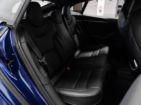 Used 2022 Tesla Model S image 39