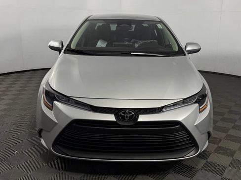 New 2026 Toyota Corolla LE FWD image 2