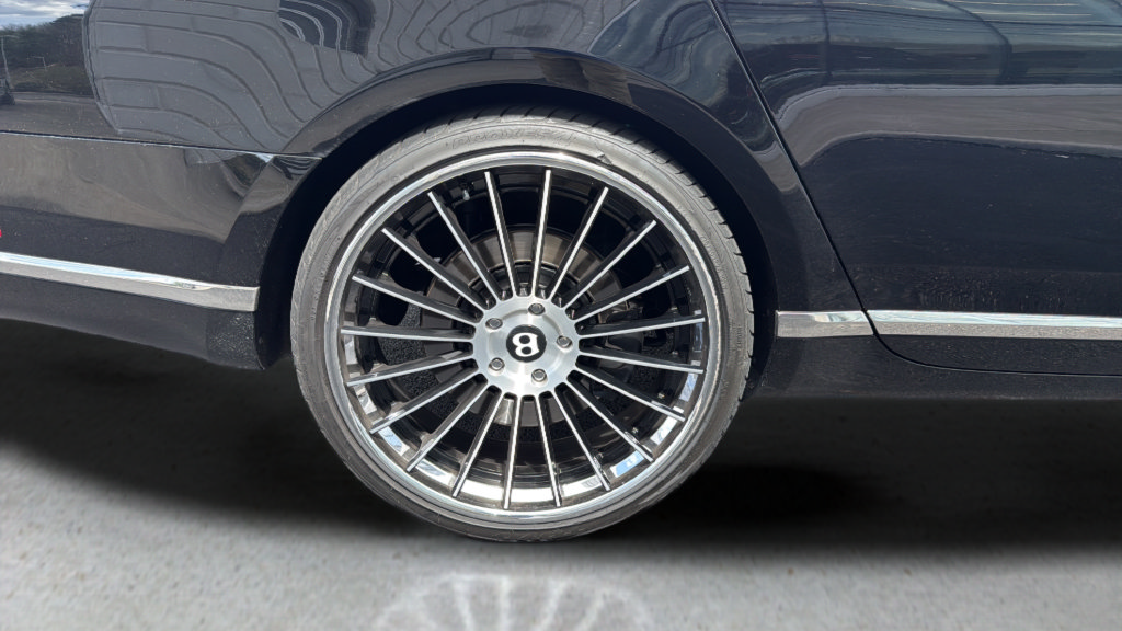 Used 2013 Bentley Mulsanne RWD image 15