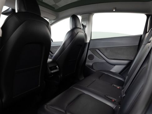 Used 2022 Tesla Model Y Performance AWD/4WD image 19