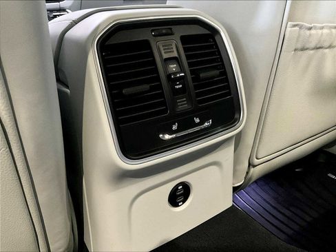 Used 2025 Porsche Macan S image 30