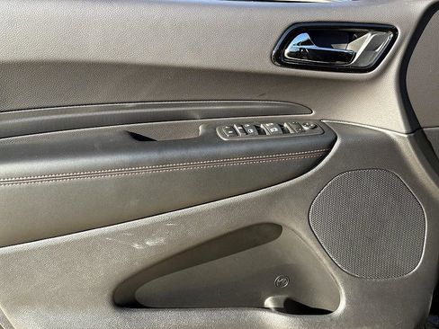 Used 2025 Dodge Durango R/T w/ Blacktop Package image 10