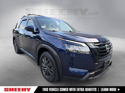 Used 2022 Nissan Pathfinder SV w/ SV Black Package