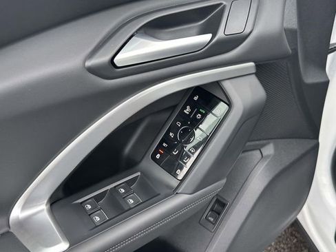 Certified 2025 Audi Q5 2.0T Premium Plus w/ Premium Plus image 20