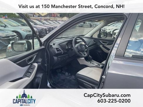 Used 2024 Subaru Forester AWD/4WD image 12