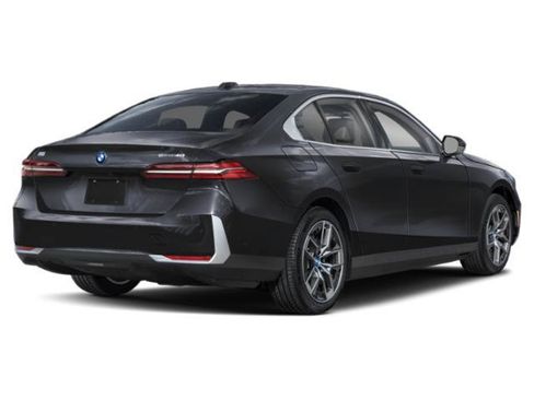 Used 2026 BMW i5 eDrive40 RWD image 3