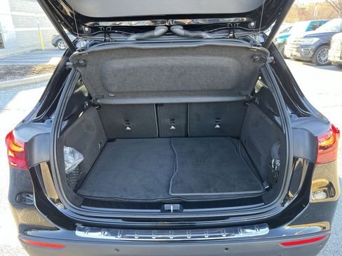 Used 2025 Mercedes-Benz GLA 250 4MATIC image 24
