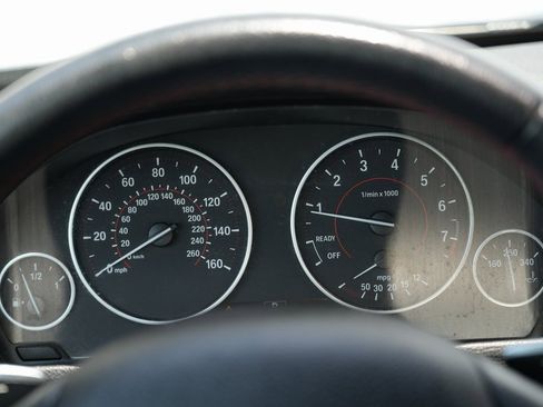 Used 2017 BMW 430i Convertible image 38