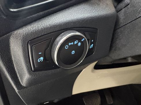 Used 2022 Ford EcoSport S AWD/4WD image 17