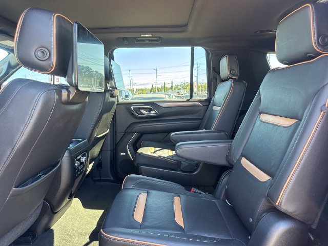 Used 2021 GMC Yukon XL AT4 w/ AT4 Premium Package AWD/4WD image 11