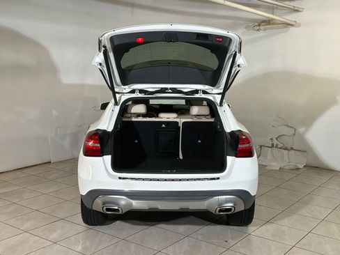 Used 2018 Mercedes-Benz GLA 250 4MATIC image 23