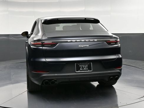 Certified 2022 Porsche Cayenne image 7