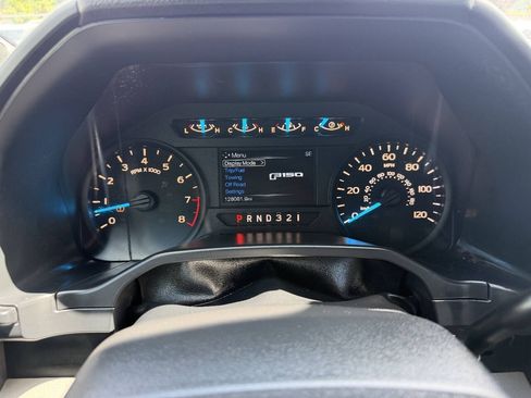 Used 2015 Ford F150 XL w/ Equipment Group 101A Mid RWD image 19