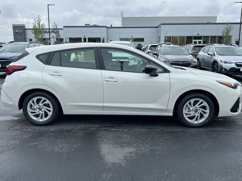 New 2025 Subaru Impreza 2.0i w/ Popular Package #1A image 3
