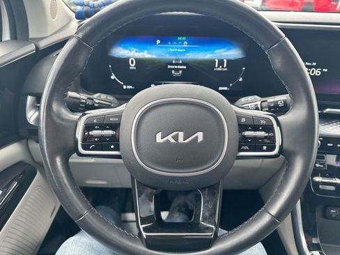 Used 2023 Kia Carnival SX Prestige image 14