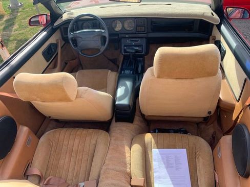 Used 1991 Pontiac Firebird Convertible image 29