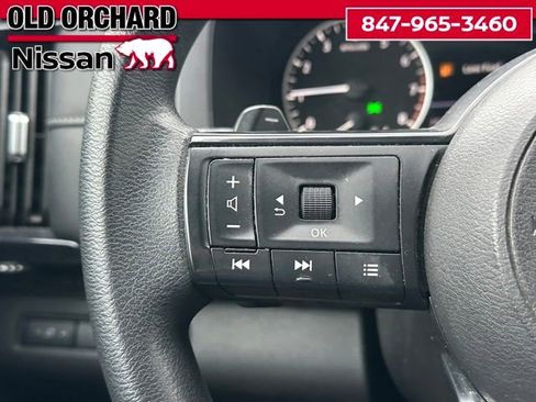 Used 2024 Nissan Pathfinder S AWD/4WD image 19