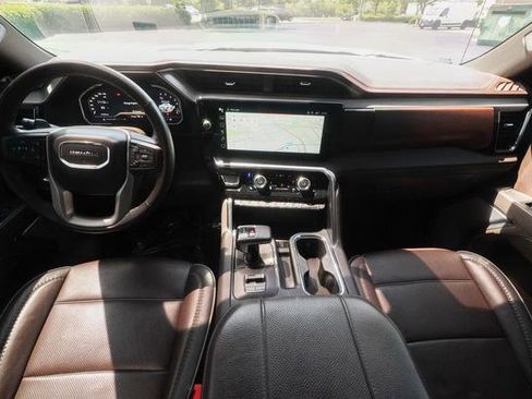 Used 2023 GMC Sierra 1500 Denali AWD/4WD image 15