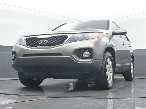 Used 2013 Kia Sorento LX w/ Convenience Pkg image 46