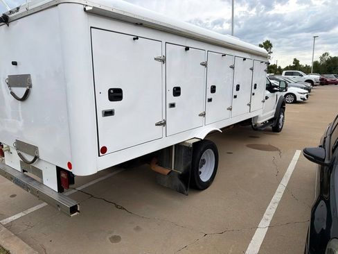 Used 2019 Ford F450 XL w/ Power Equipment Group RWD image 4