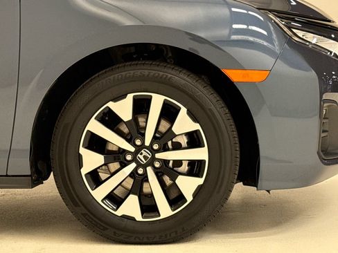 Certified 2026 Honda Odyssey EX-L image 6