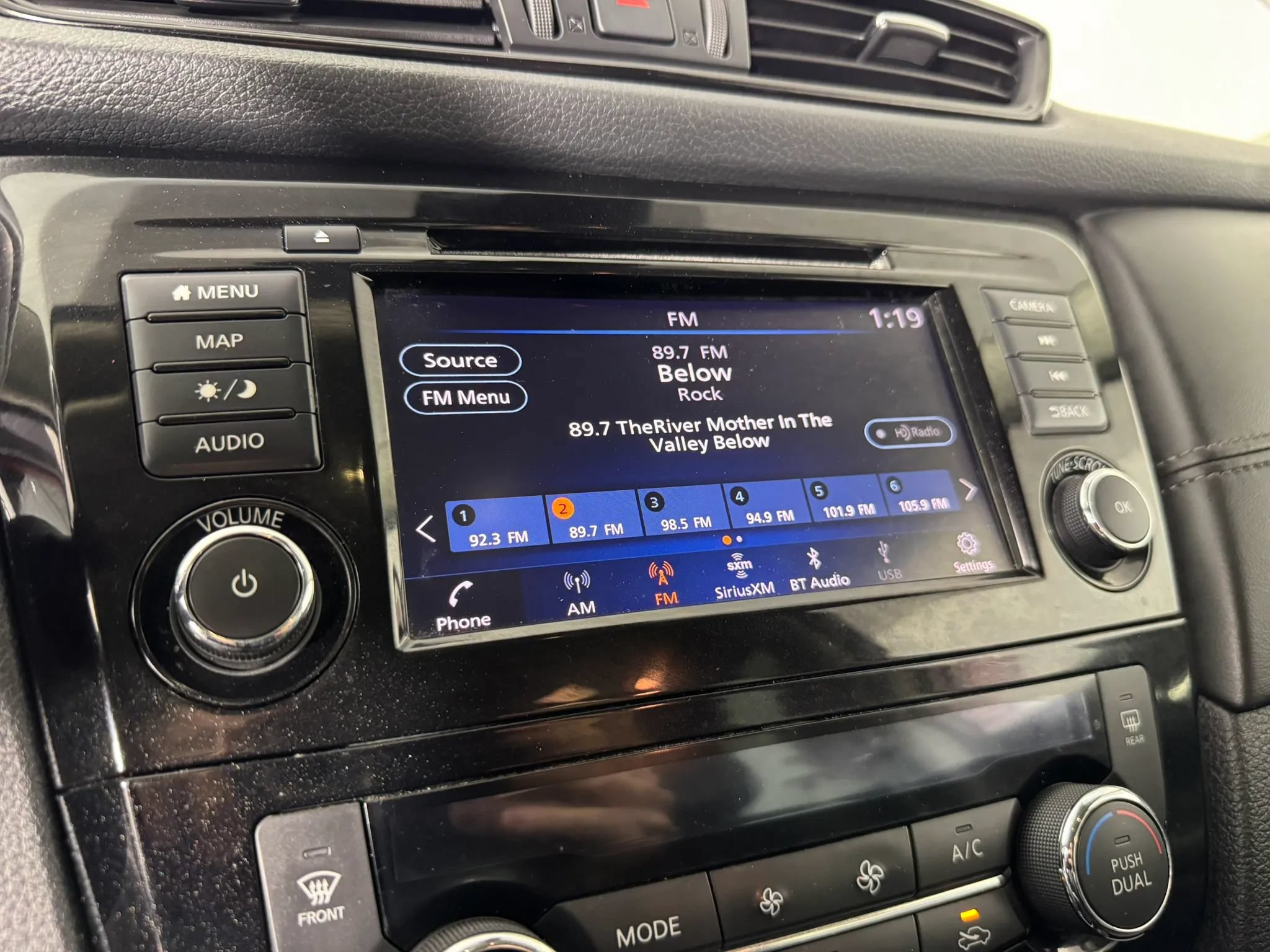 Used 2020 Nissan Rogue SL w/ Premium Package AWD/4WD image 21