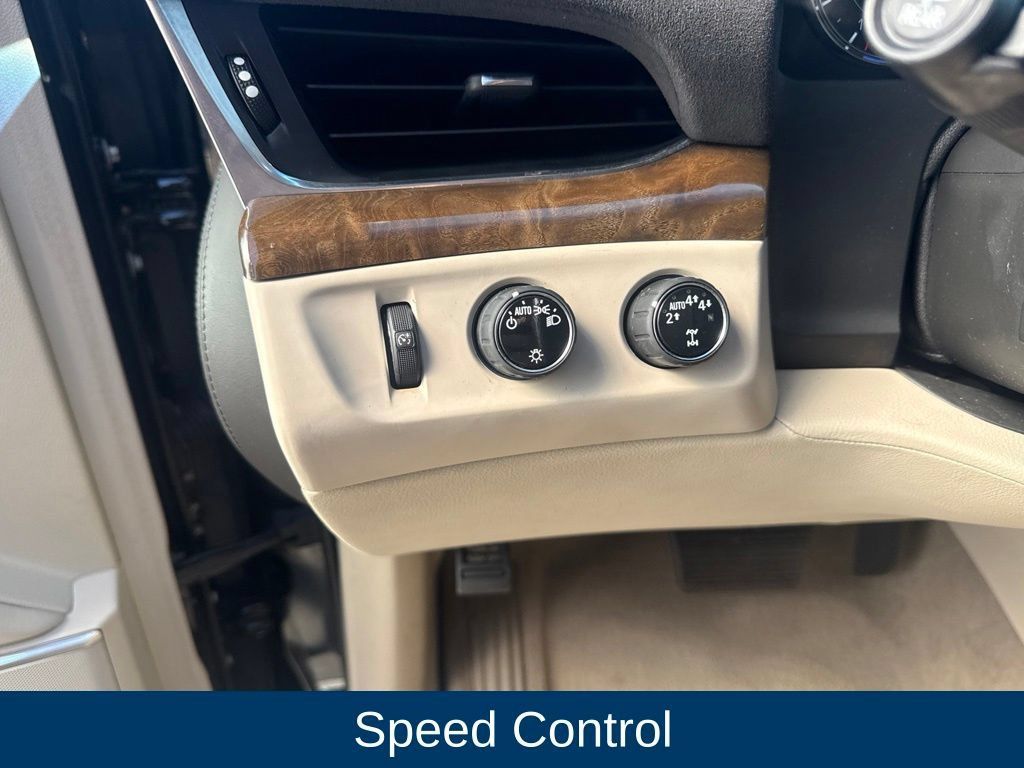 Used 2020 Cadillac Escalade Luxury AWD/4WD image 24