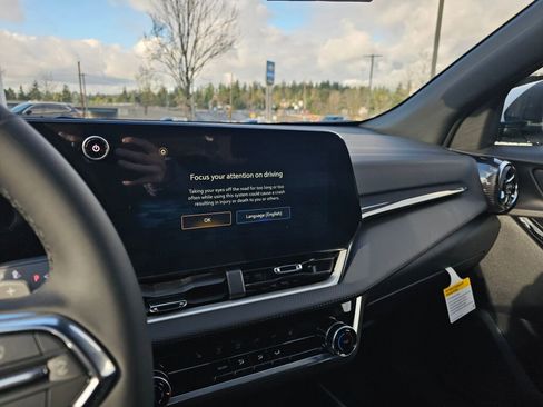 New 2026 Chevrolet Equinox LT w/ LPO, Floor Liner Package image 15