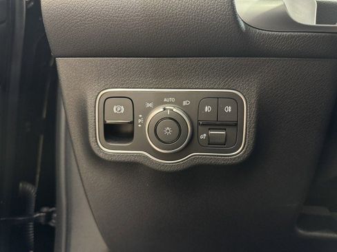 Certified 2026 Mercedes-Benz GLB 250 image 18