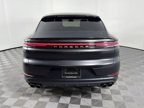 Certified 2026 Porsche Cayenne S AWD/4WD image 10