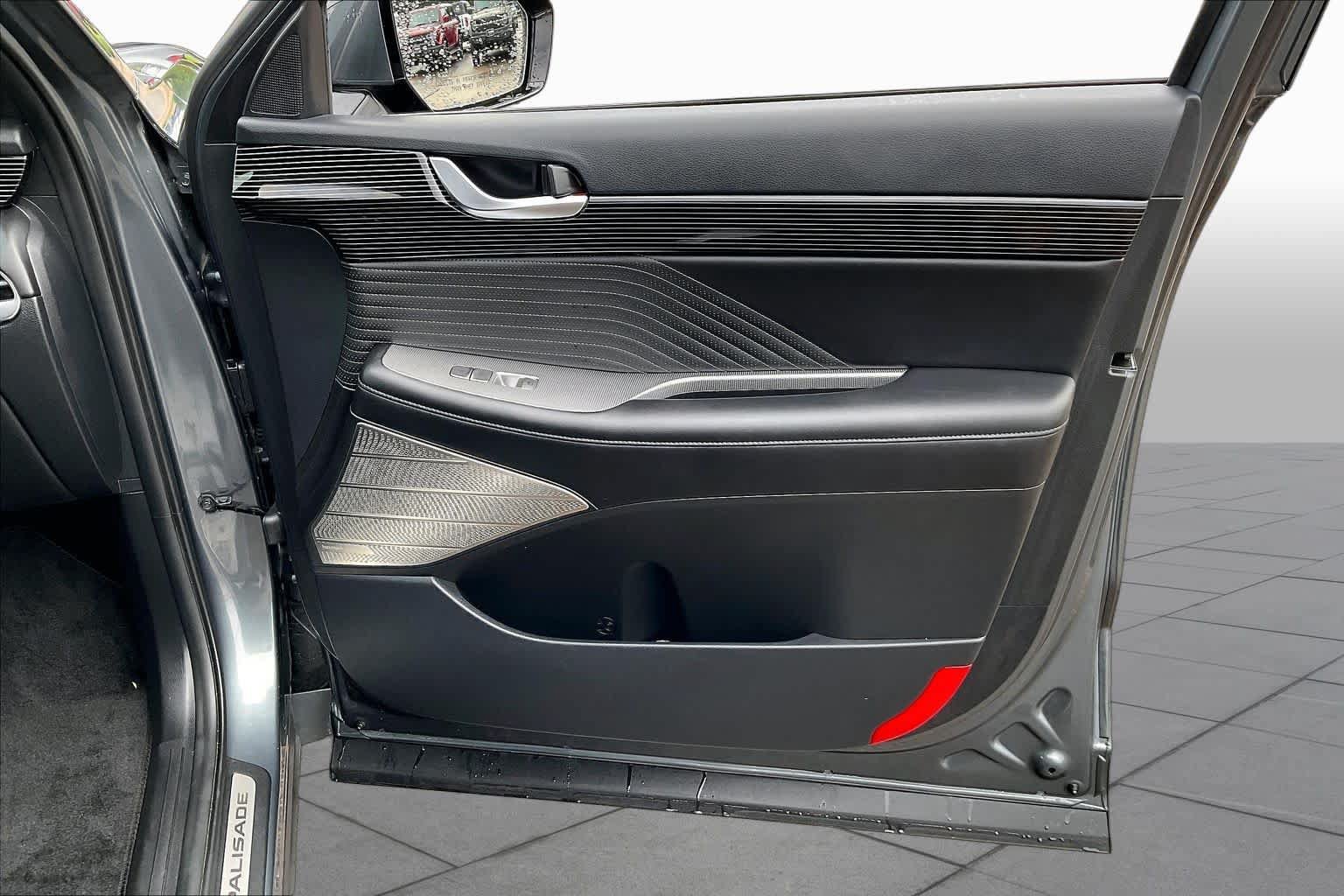 Used 2024 Hyundai Palisade Calligraphy FWD image 22