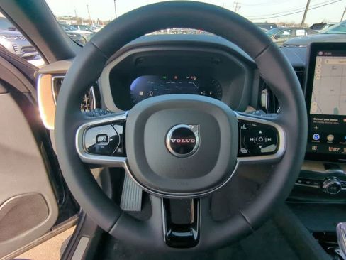 Certified 2026 Volvo XC60 B5 Core w/ Protection Package Premier AWD/4WD image 21