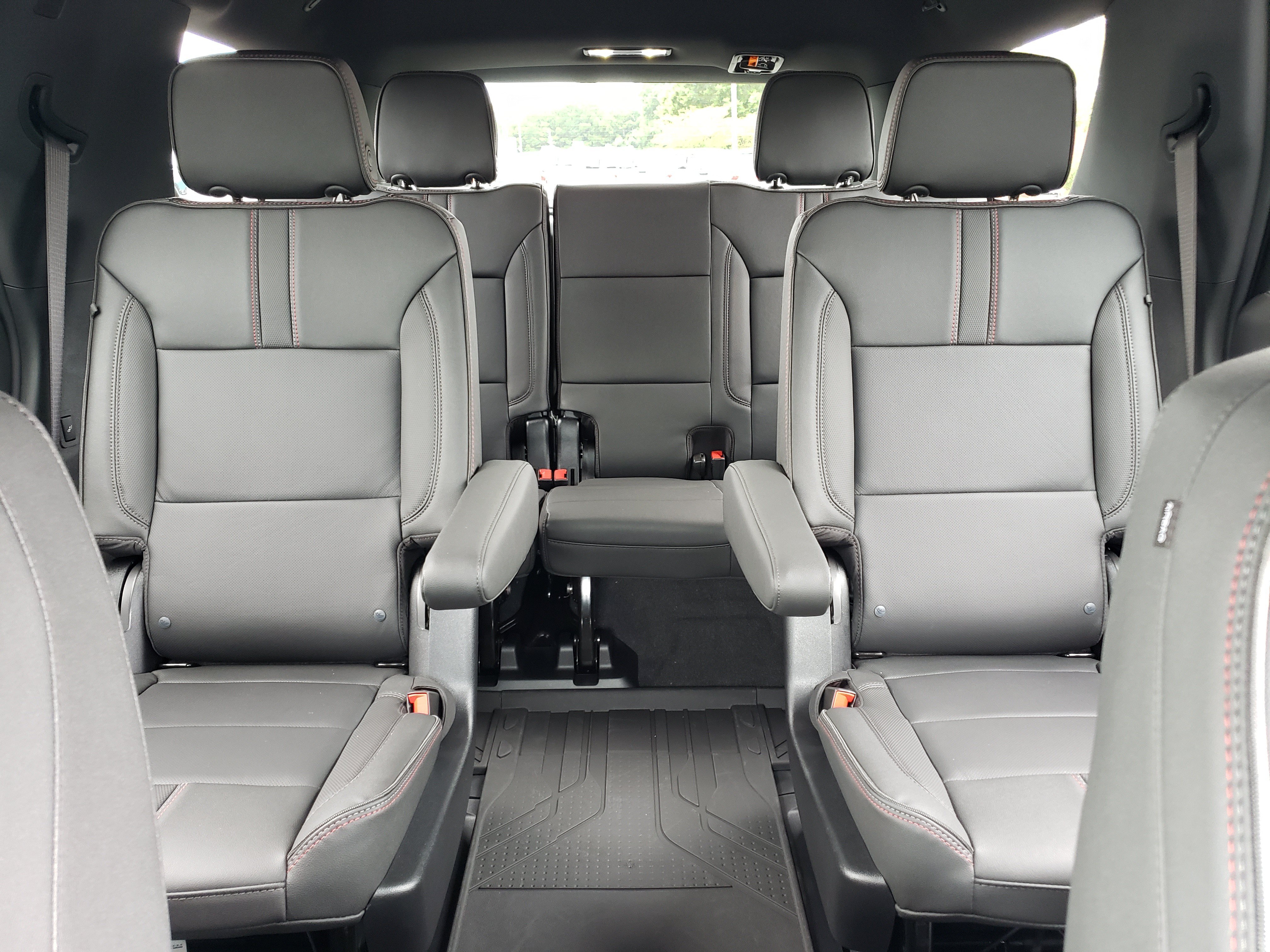New 2026 Chevrolet Tahoe RST w/ Comfort Package RWD image 31