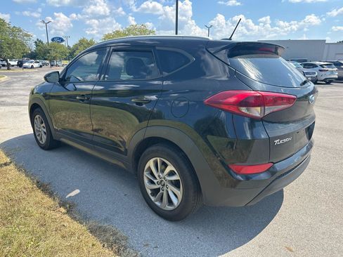 Used 2016 Hyundai Tucson SE w/ Option Group 02 FWD image 10