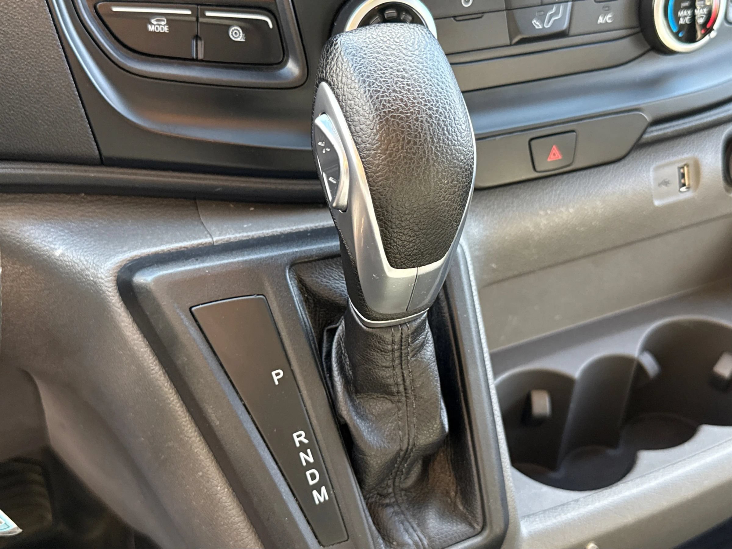 Used 2020 Ford Transit 250 Medium Roof AWD image 38