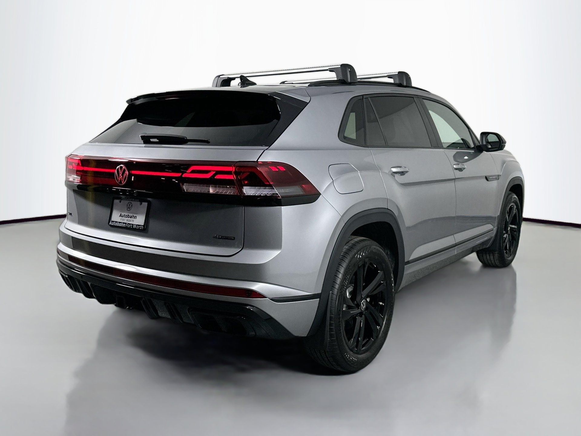 Certified 2026 Volkswagen Atlas Cross Sport SEL R-Line AWD/4WD image 4