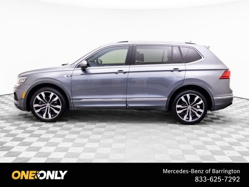 Used 2018 Volkswagen Tiguan SEL Premium AWD/4WD image 2