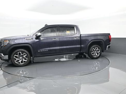 Used 2022 GMC Sierra 1500 SLT AWD/4WD image 5