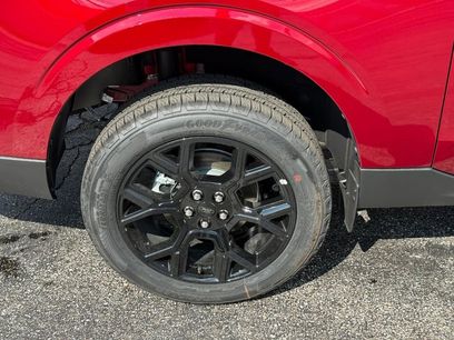 New 2025 Ford Maverick Lariat w/ Black Appearance Package