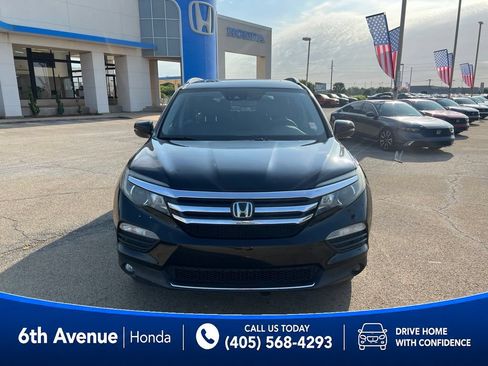 Used 2017 Honda Pilot Elite image 2