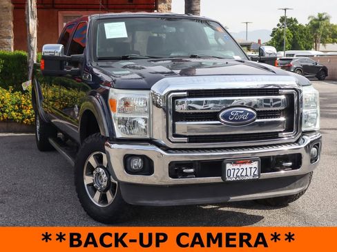 Used 2011 Ford F250 Lariat w/ Lariat Interior Pkg image 2