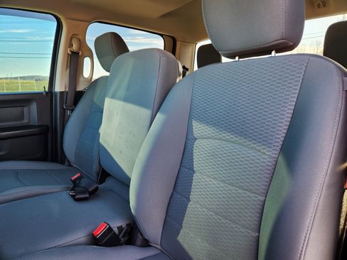 Used 2018 RAM 1500 Express image 23