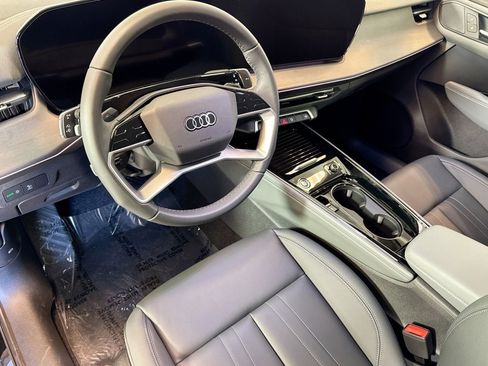 New 2026 Audi Q3 quattro 2.0T image 9