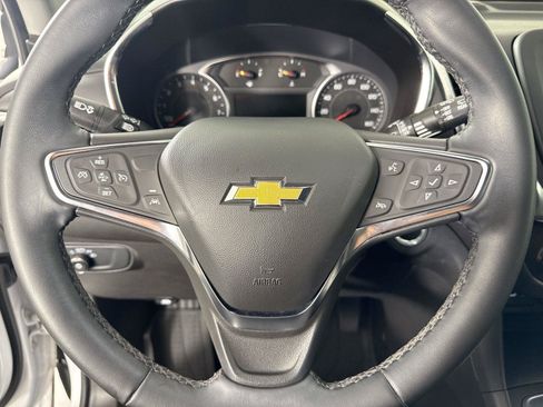 Used 2024 Chevrolet Equinox LT w/ LPO, Floor Liner Package FWD image 15