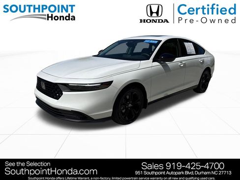 Certified 2025 Honda Accord SE image 3