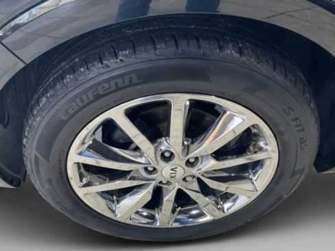 Used 2017 Kia Sorento SX FWD image 5