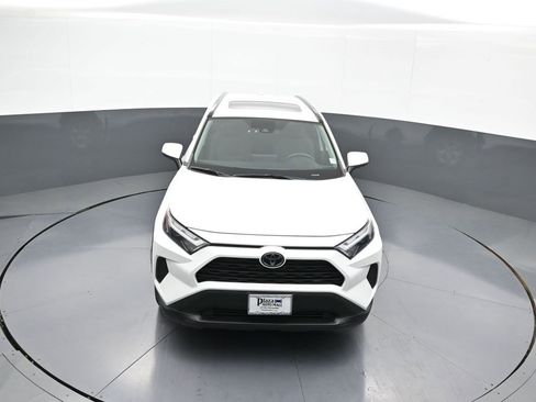 Certified 2022 Toyota RAV4 XLE image 34