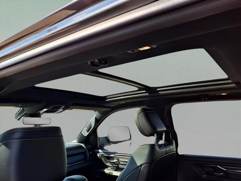 Used 2022 RAM 1500 Limited image 21